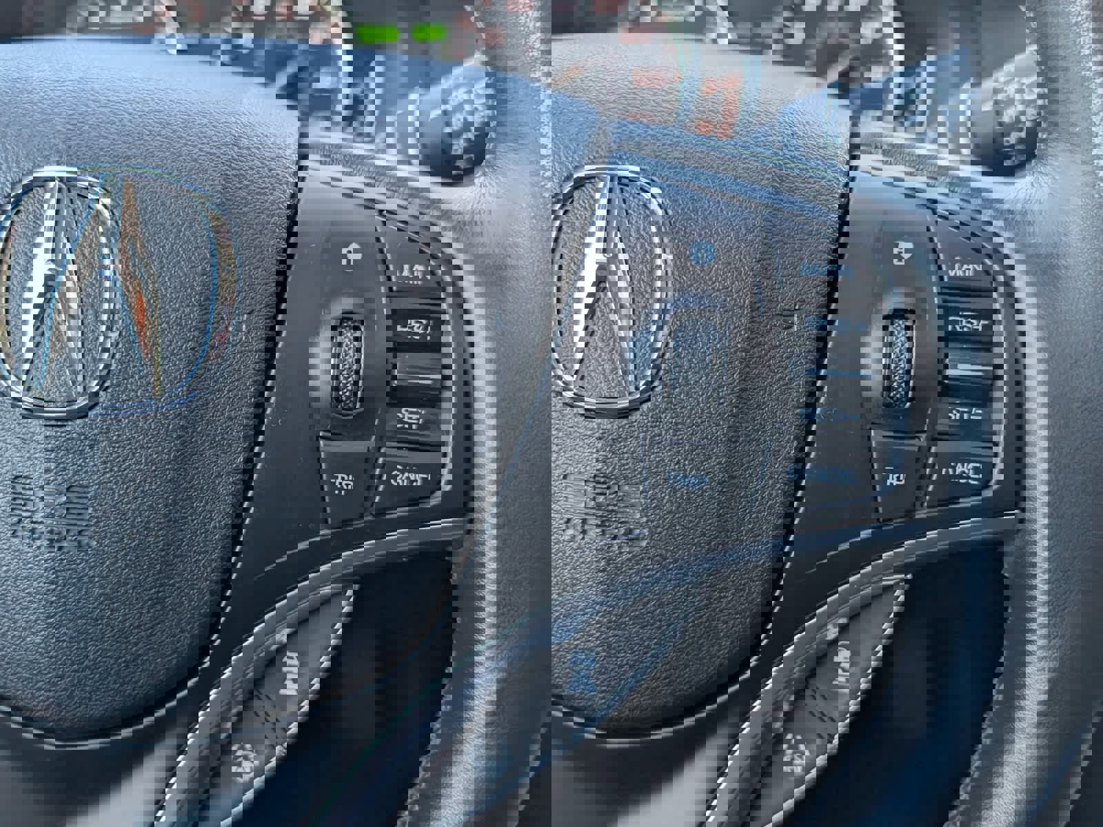 Used 2017 Acura MDX SH-AWD w/ Advance Package image 25