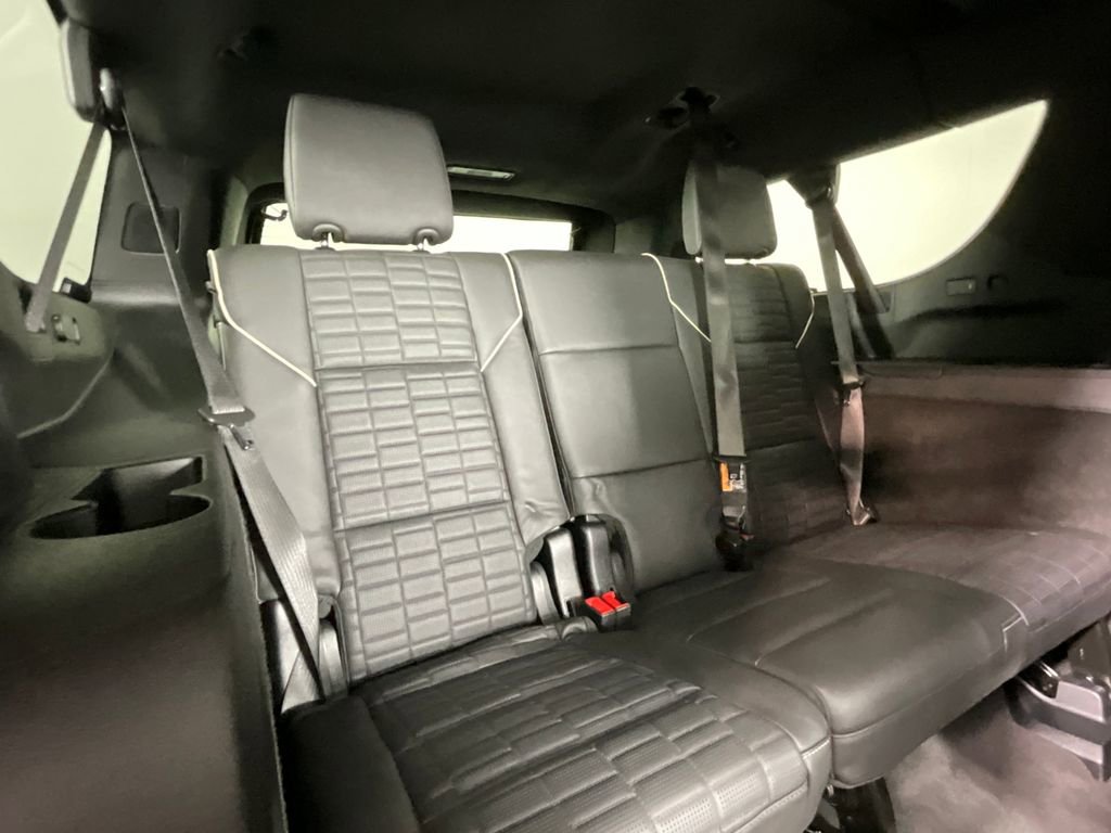 Used 2025 Cadillac Escalade ESV Sport Platinum image 24