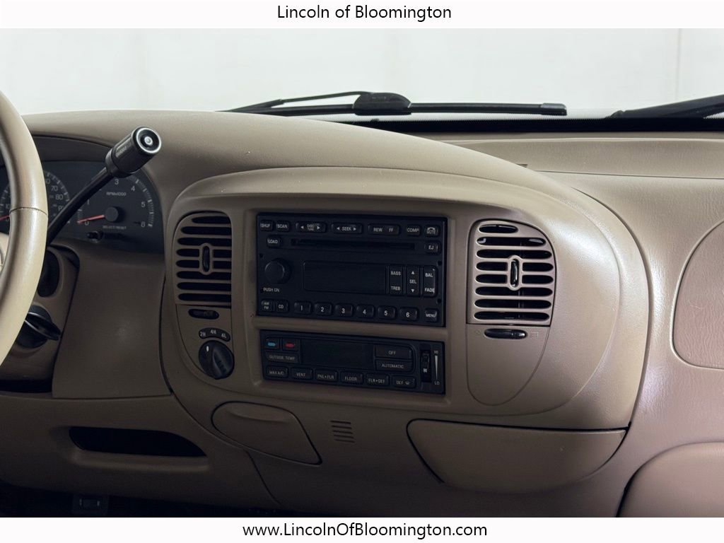 Used 2003 Ford F150 Lariat AWD/4WD image 22