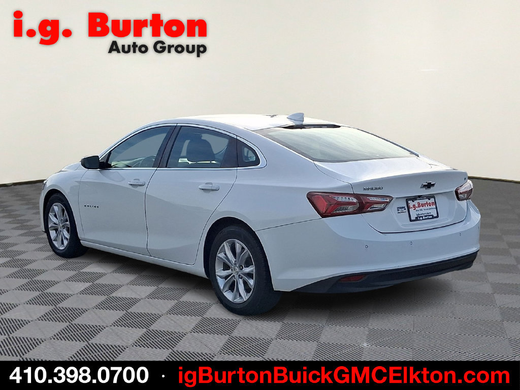 Used 2019 Chevrolet Malibu LT w/ Driver Confidence Package FWD image 4