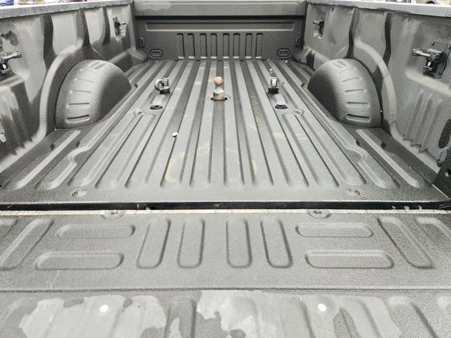 Used 2018 Ford F450 Platinum w/ Platinum Ultimate Package AWD/4WD image 33