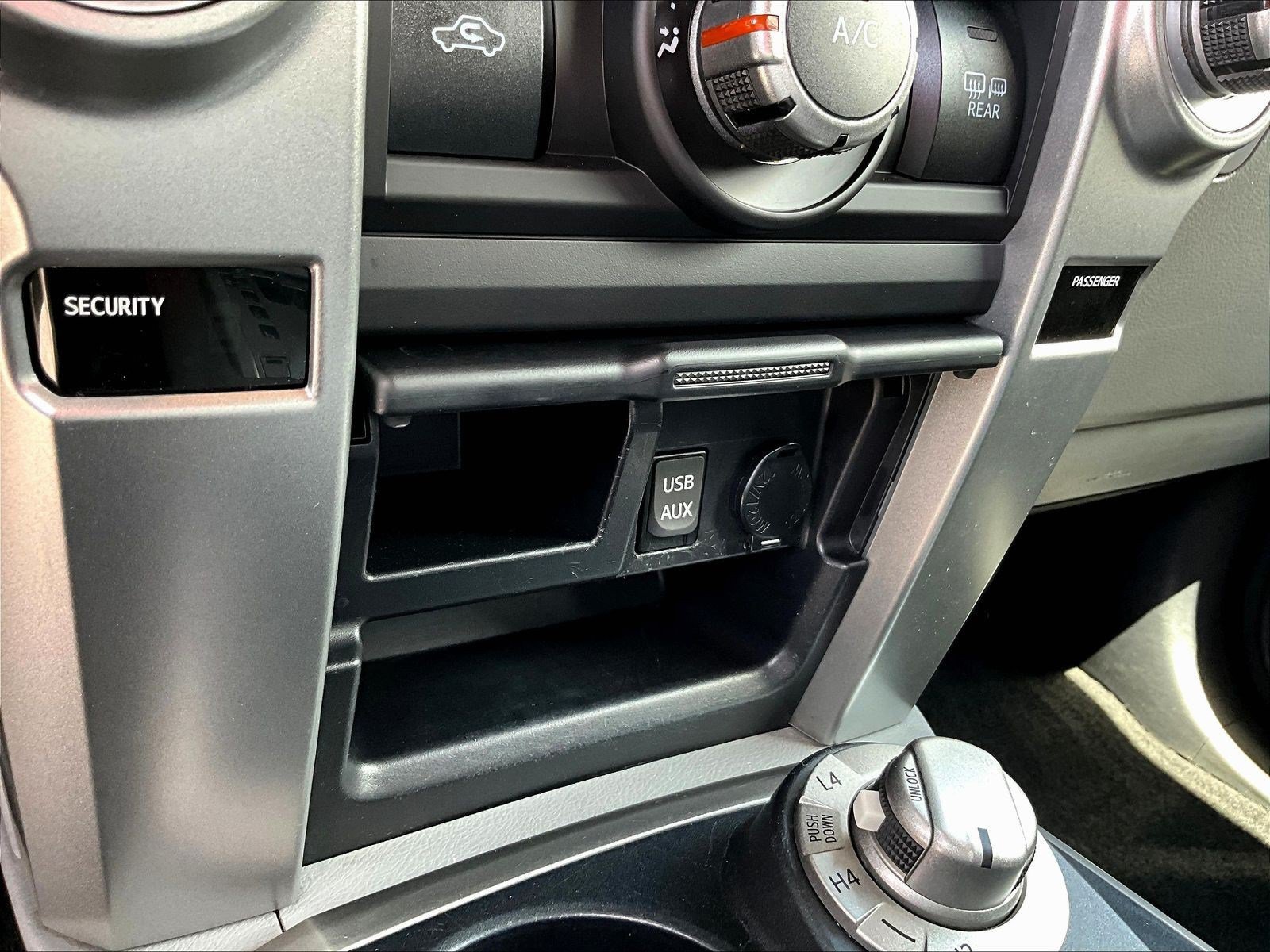Used 2013 Toyota 4Runner SR5 AWD/4WD image 16