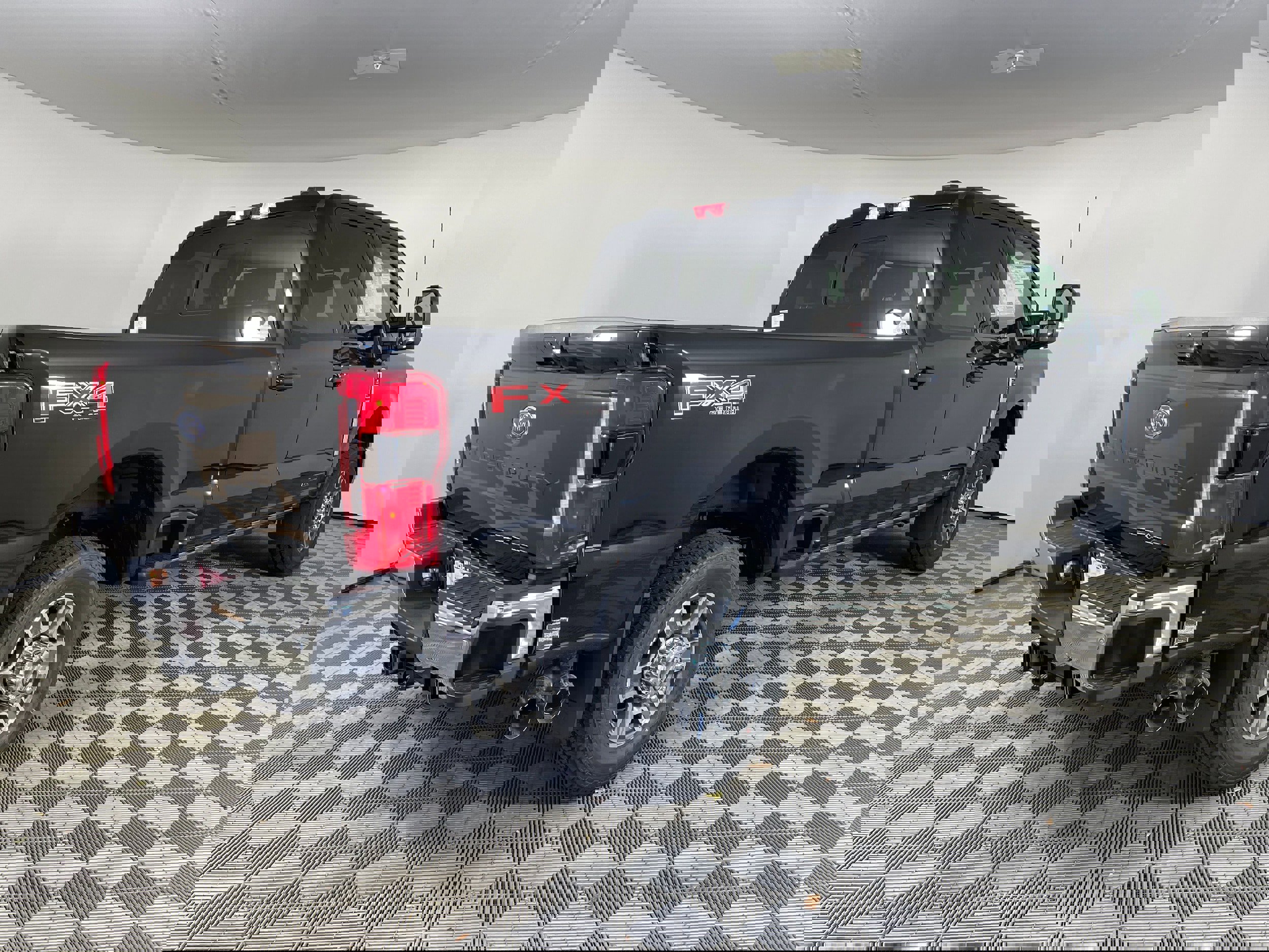 New 2026 Ford F250 4x4 Crew Cab Super Duty image 6