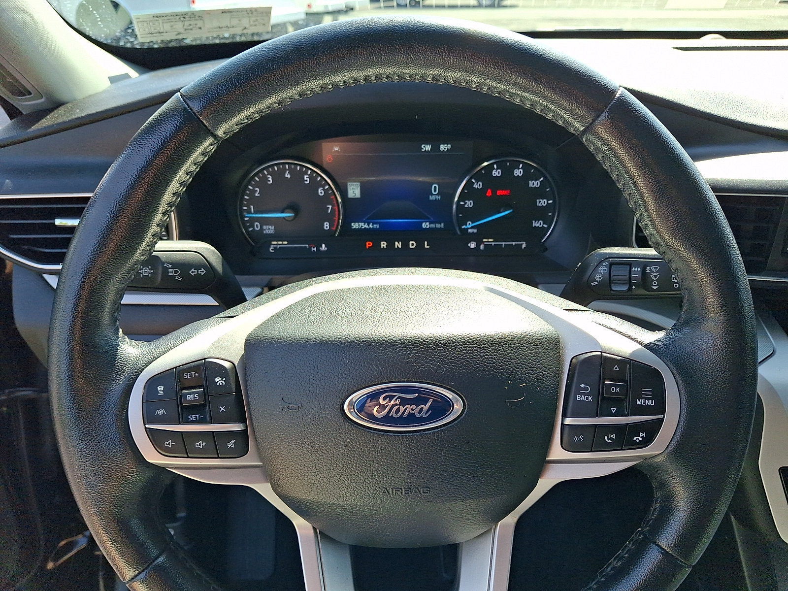 Used 2022 Ford Explorer XLT w/ Equipment Group 202A AWD/4WD image 22