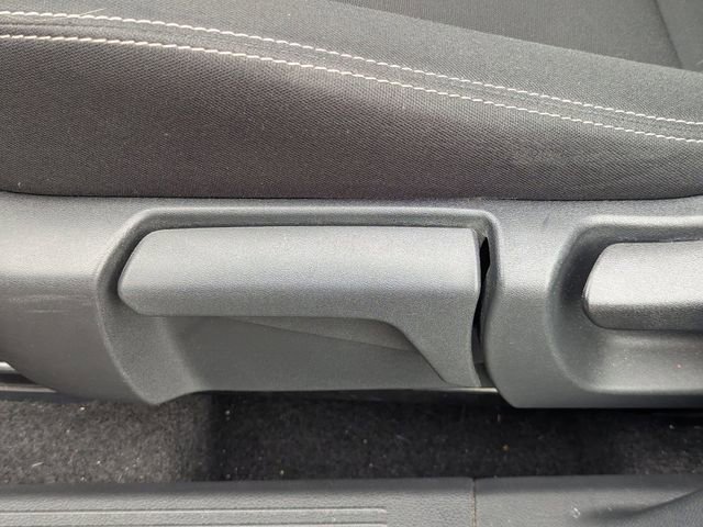 Used 2023 Nissan Rogue S image 23