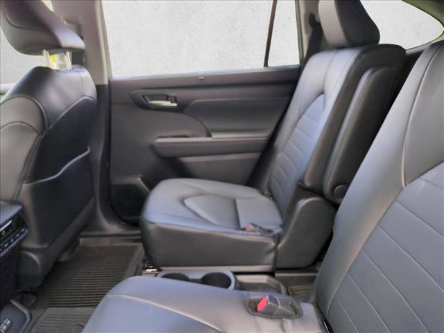 Certified 2026 Toyota Highlander XLE image 20