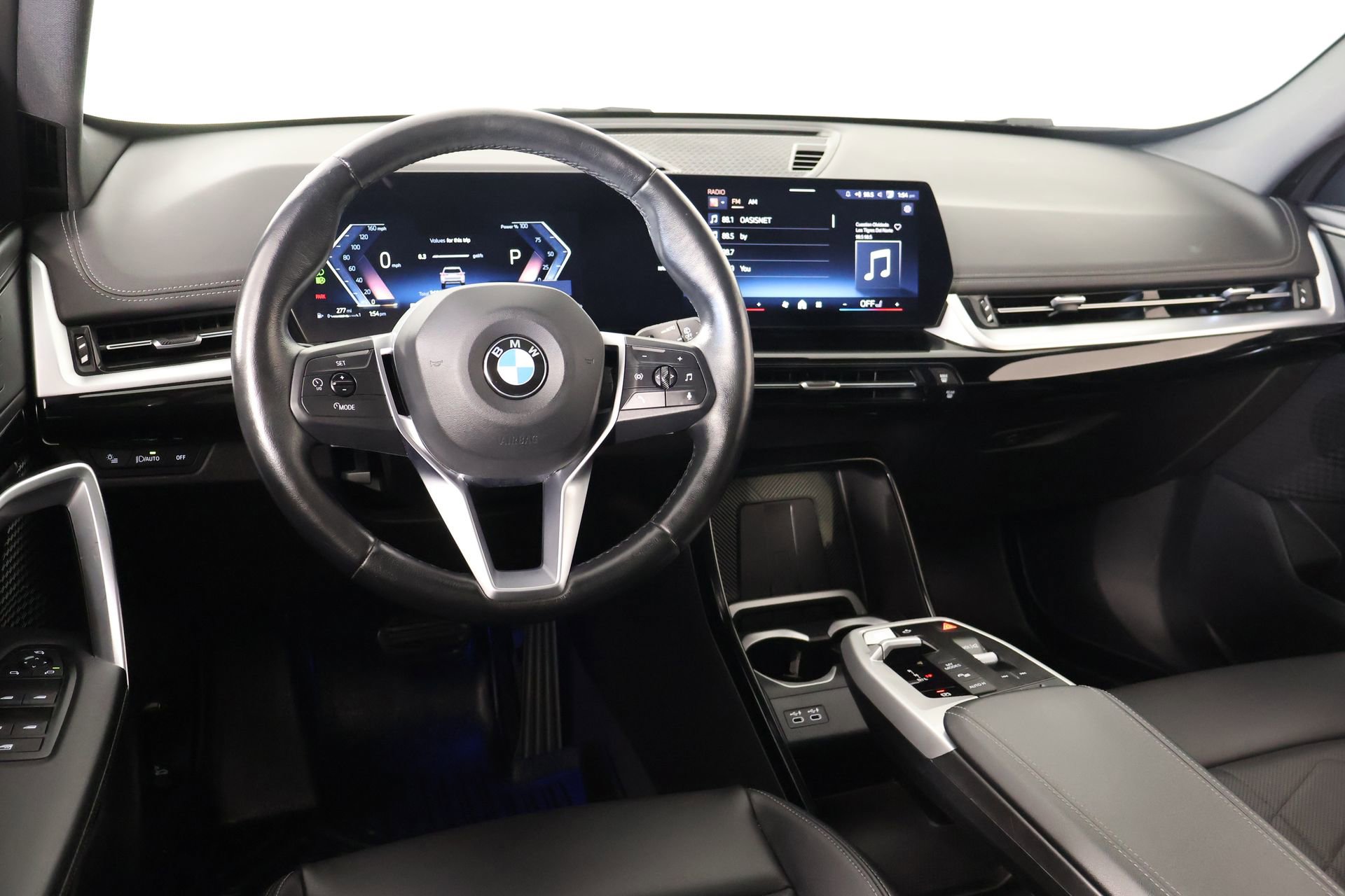 Used 2024 BMW X1 xDrive28i image 2