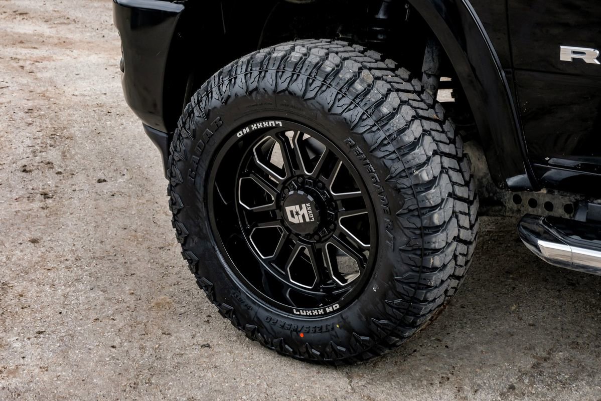 Used 2024 RAM 2500 Big Horn AWD/4WD image 61