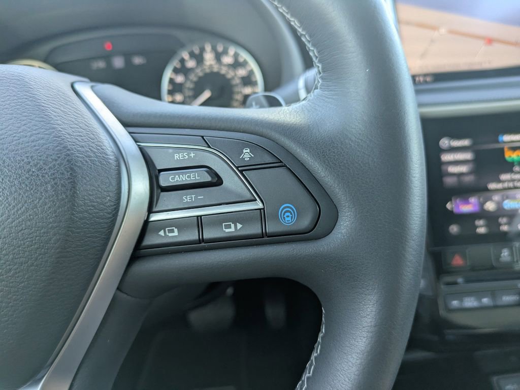 Certified 2025 INFINITI QX55 Essential image 29