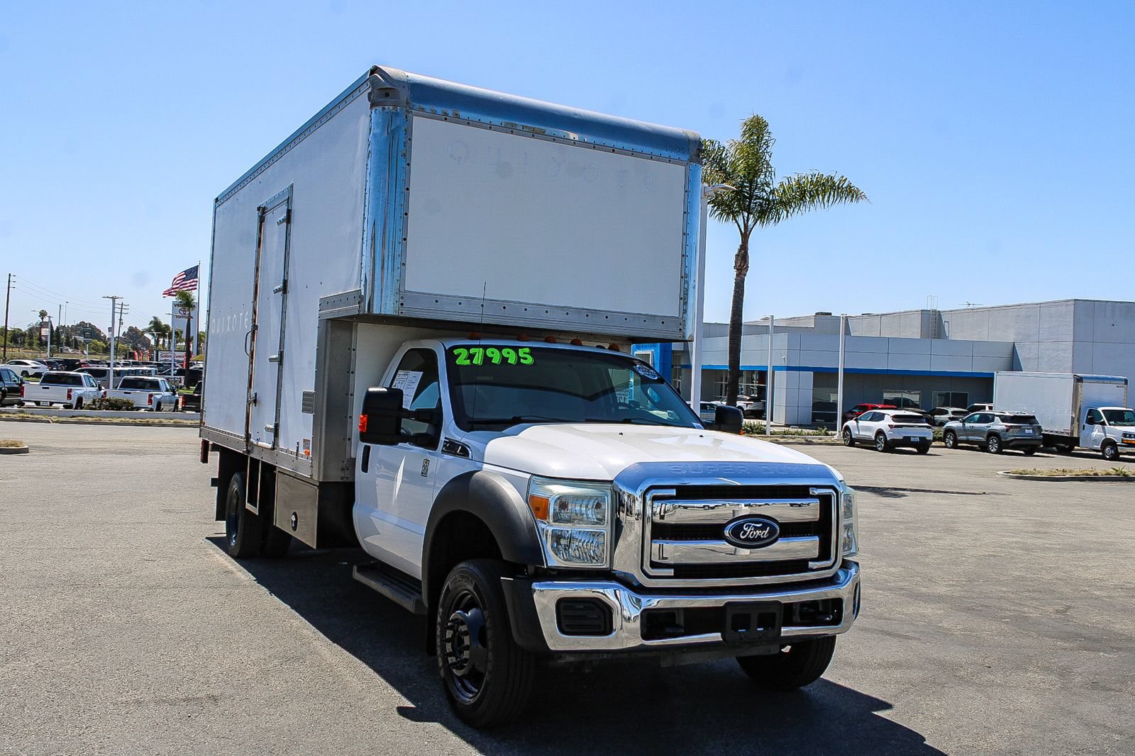 Used 2015 Ford F550 2WD Regular Cab Super Duty image 3