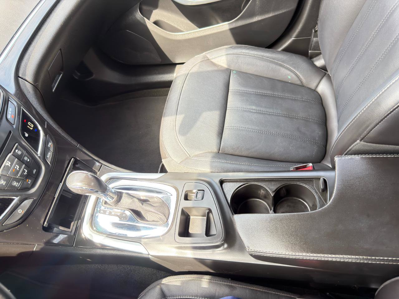 Used 2017 Buick Regal Sport Touring FWD image 55