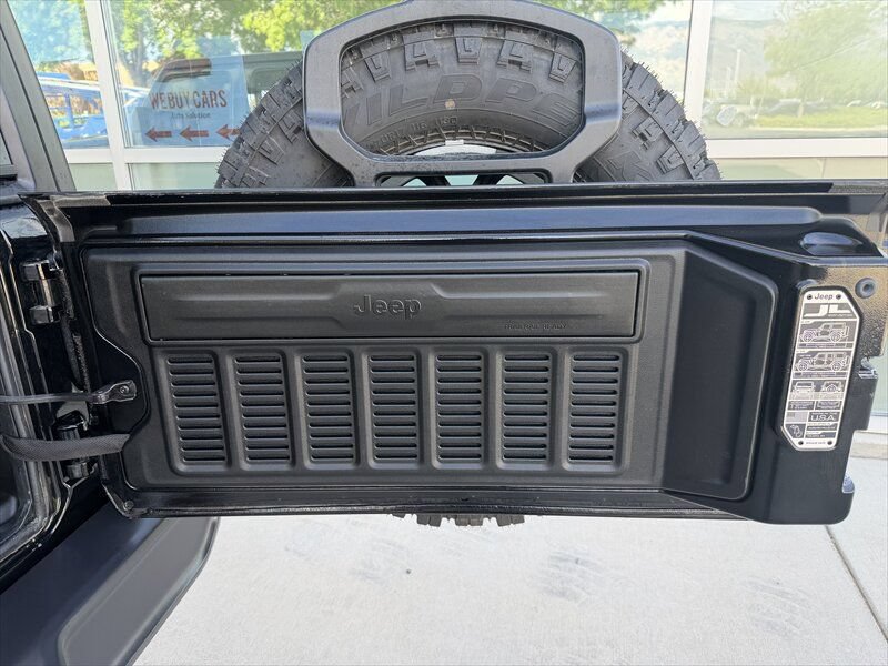 Used 2026 Jeep Wrangler Unlimited Sport AWD/4WD image 18