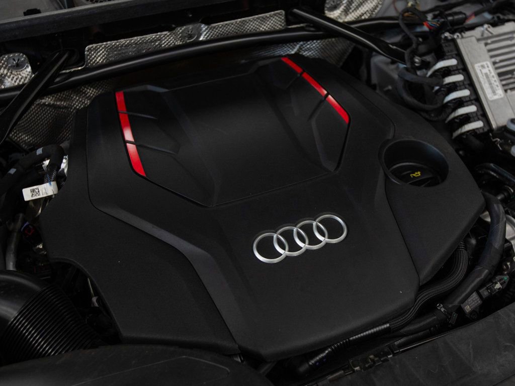 Used 2024 Audi SQ5 Prestige AWD/4WD image 6