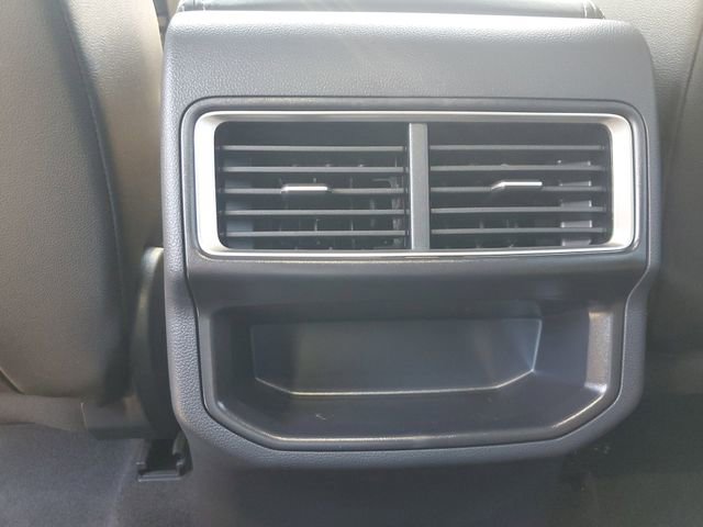 New 2026 Volkswagen Atlas Cross Sport SE image 15