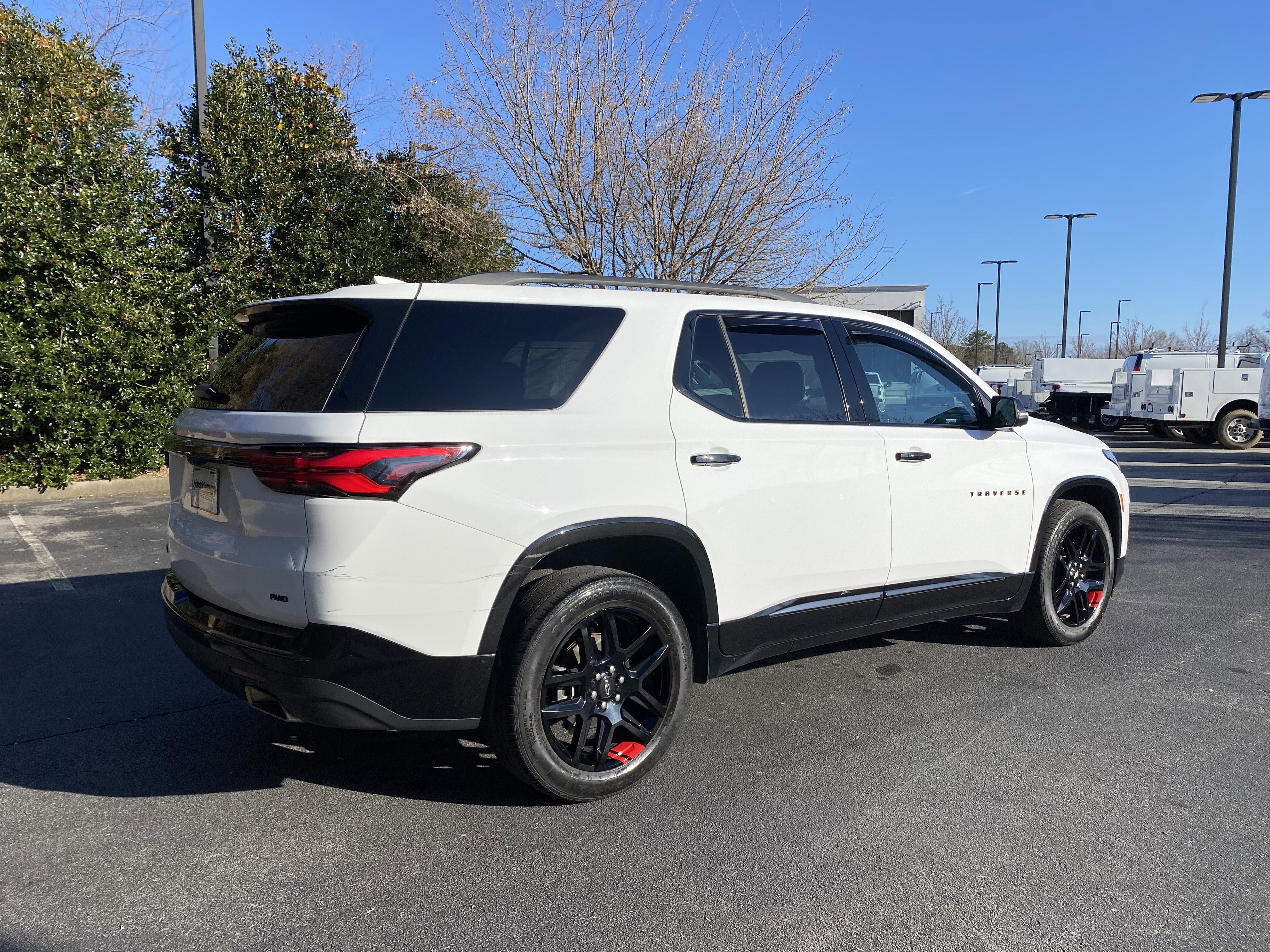 Used 2022 Chevrolet Traverse Premier image 9