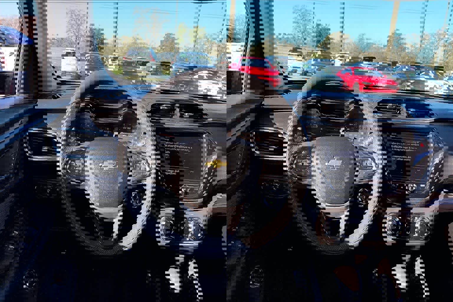 Used 2023 Chevrolet TrailBlazer LT w/ Convenience Package image 7