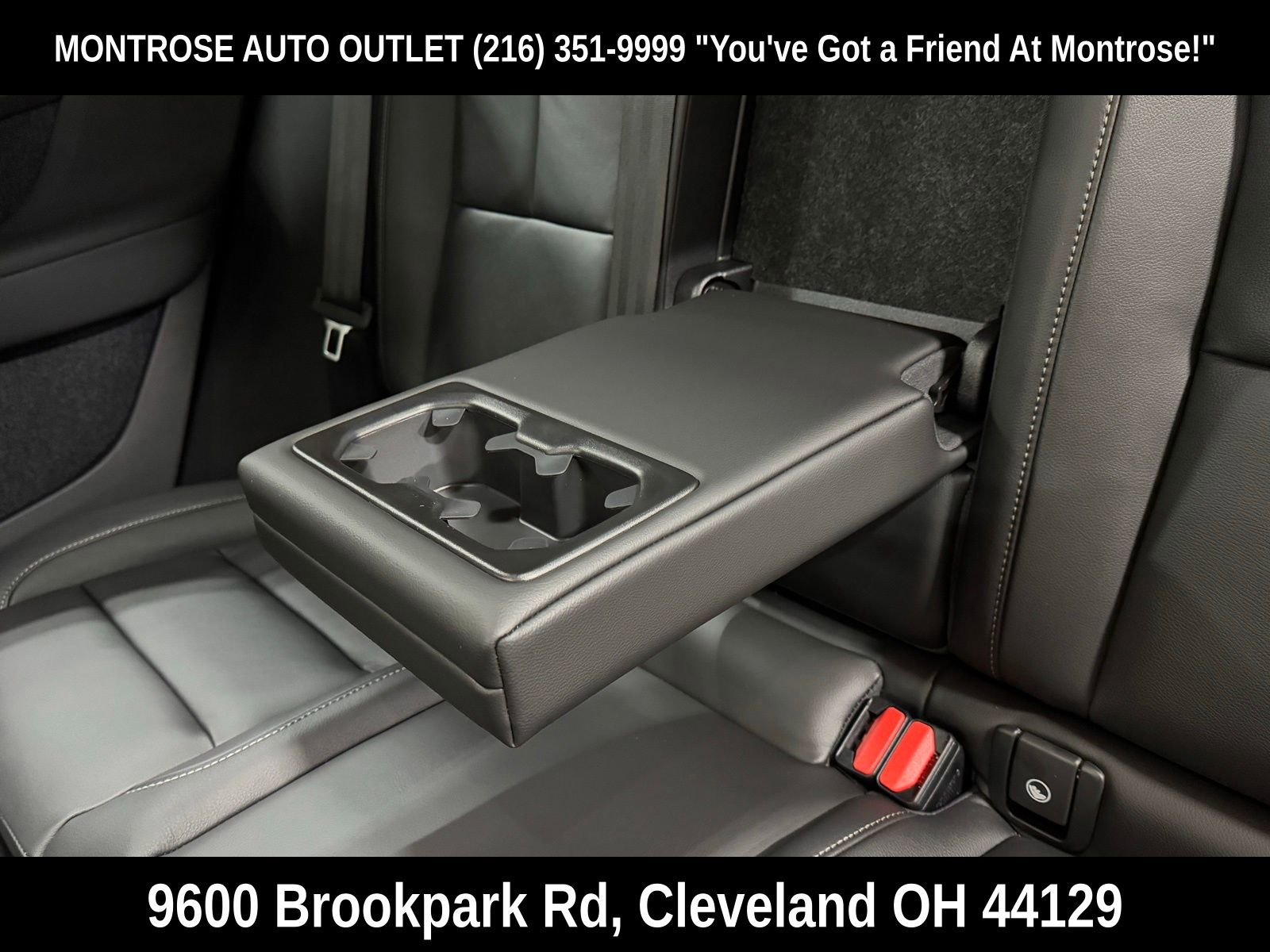 New 2026 Volvo XC40 B5 Plus w/ Protection Package Premier image 33