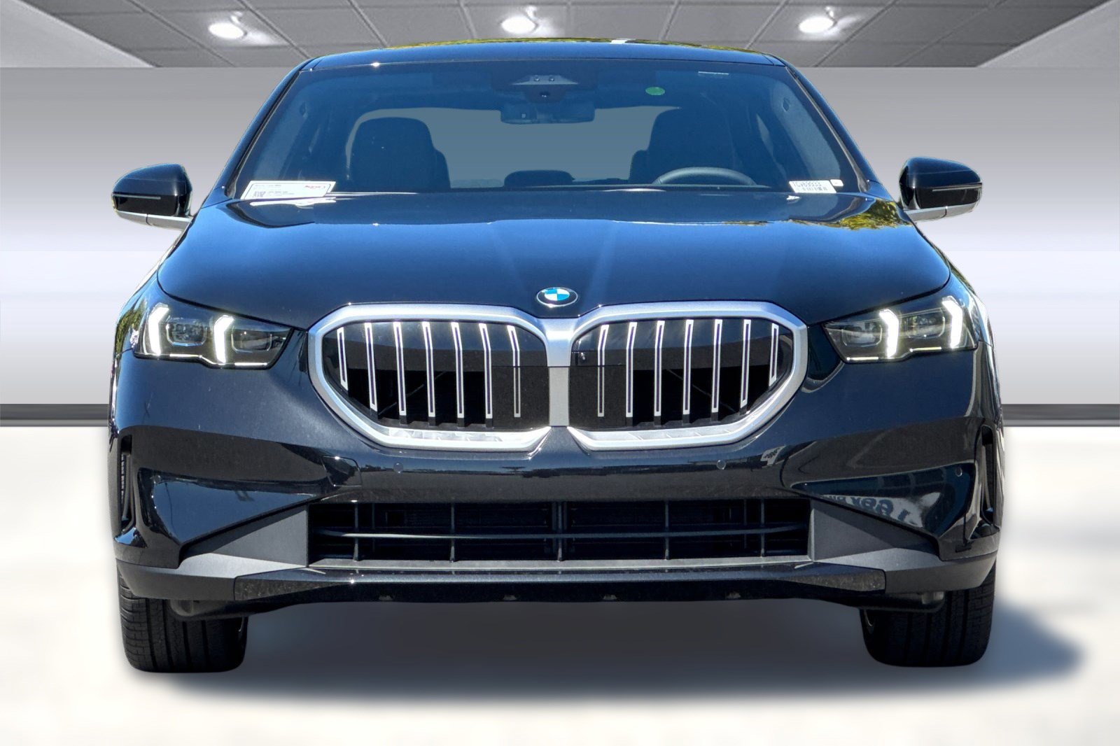 New 2026 BMW 530i w/ Premium Package image 5
