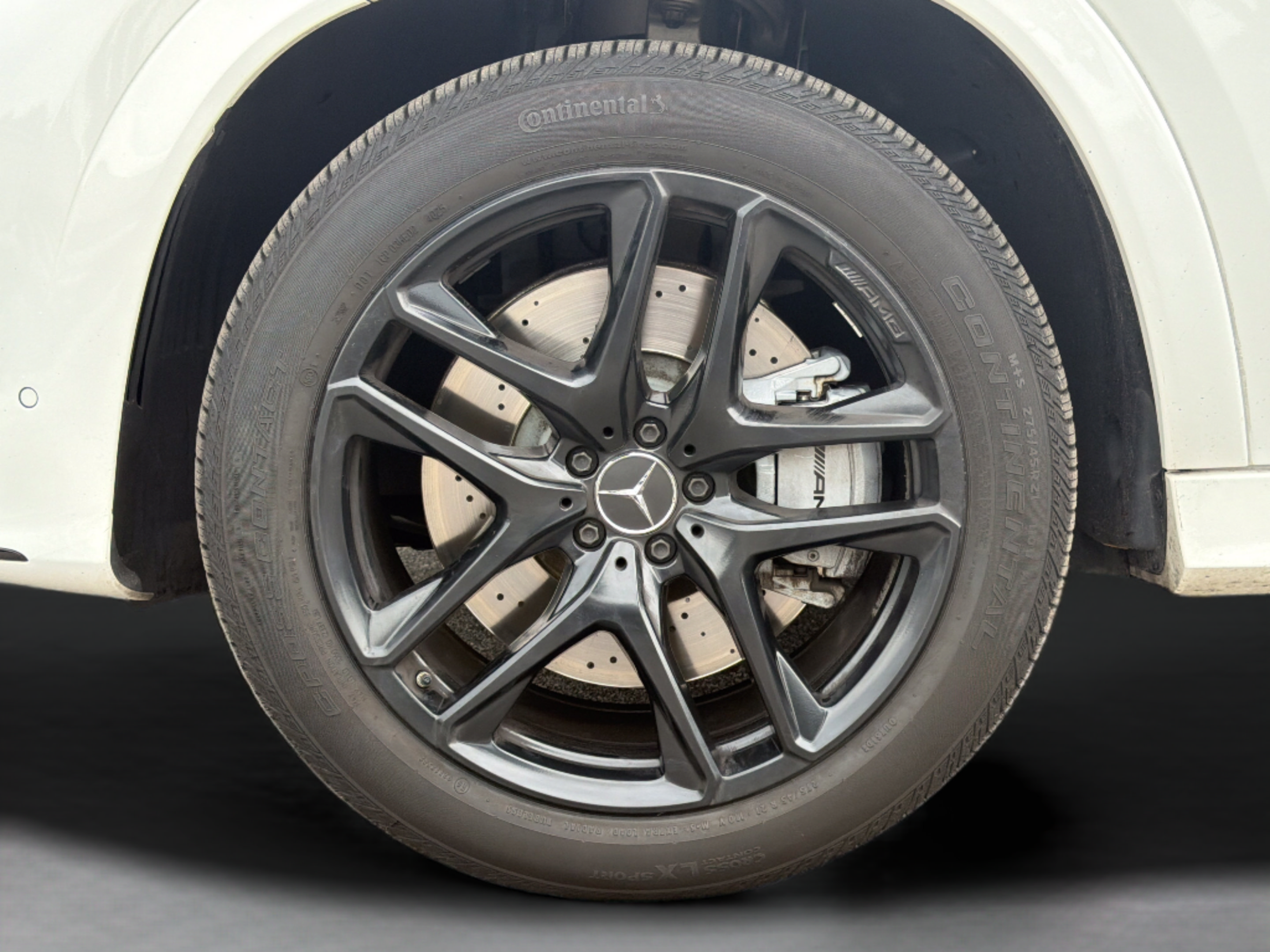 Used 2025 Mercedes-Benz GLE 53 AMG 4MATIC Coupe image 31