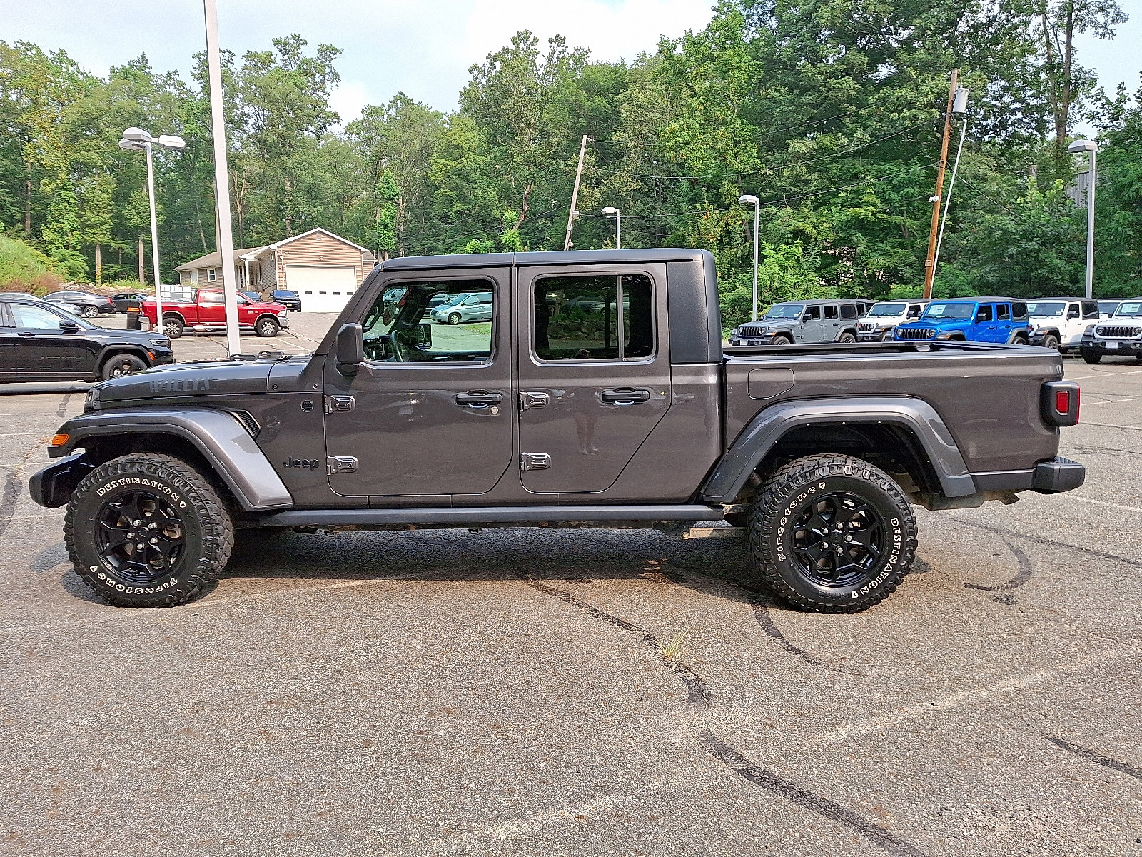 Certified 2021 Jeep Gladiator Willys image 4