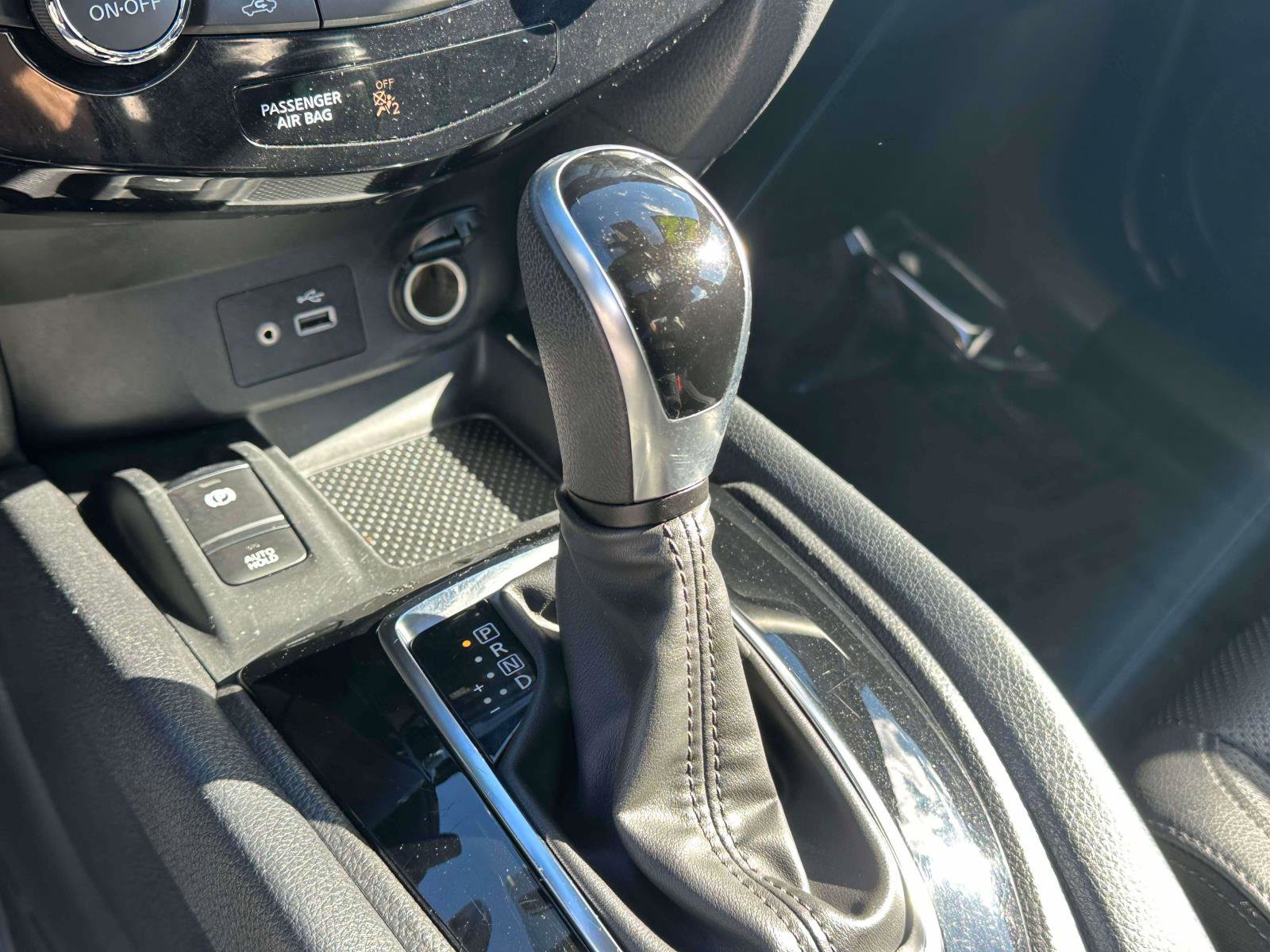 Used 2022 Nissan Rogue Sport SL w/ Premium Package image 32