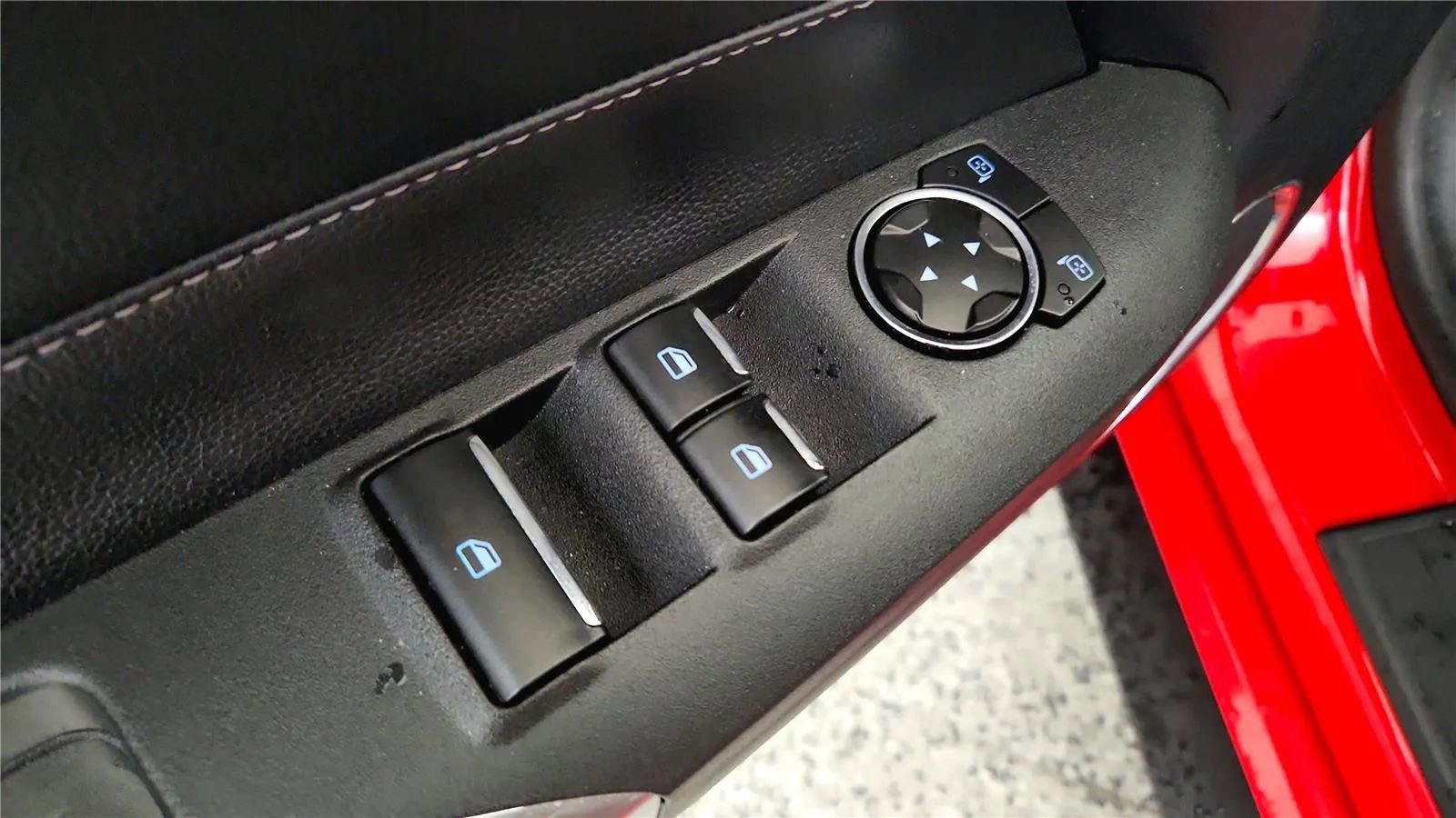 Used 2016 Ford Mustang GT Premium image 31