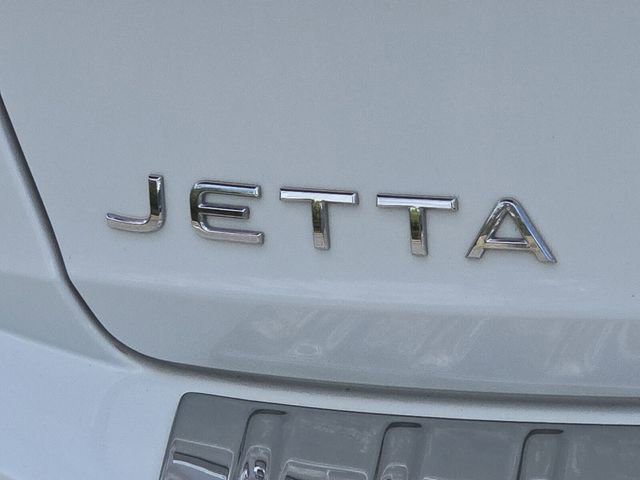 Used 2022 Volkswagen Jetta S image 16