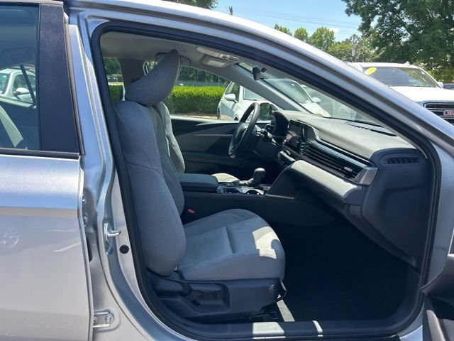 Used 2025 Toyota Camry LE FWD image 17
