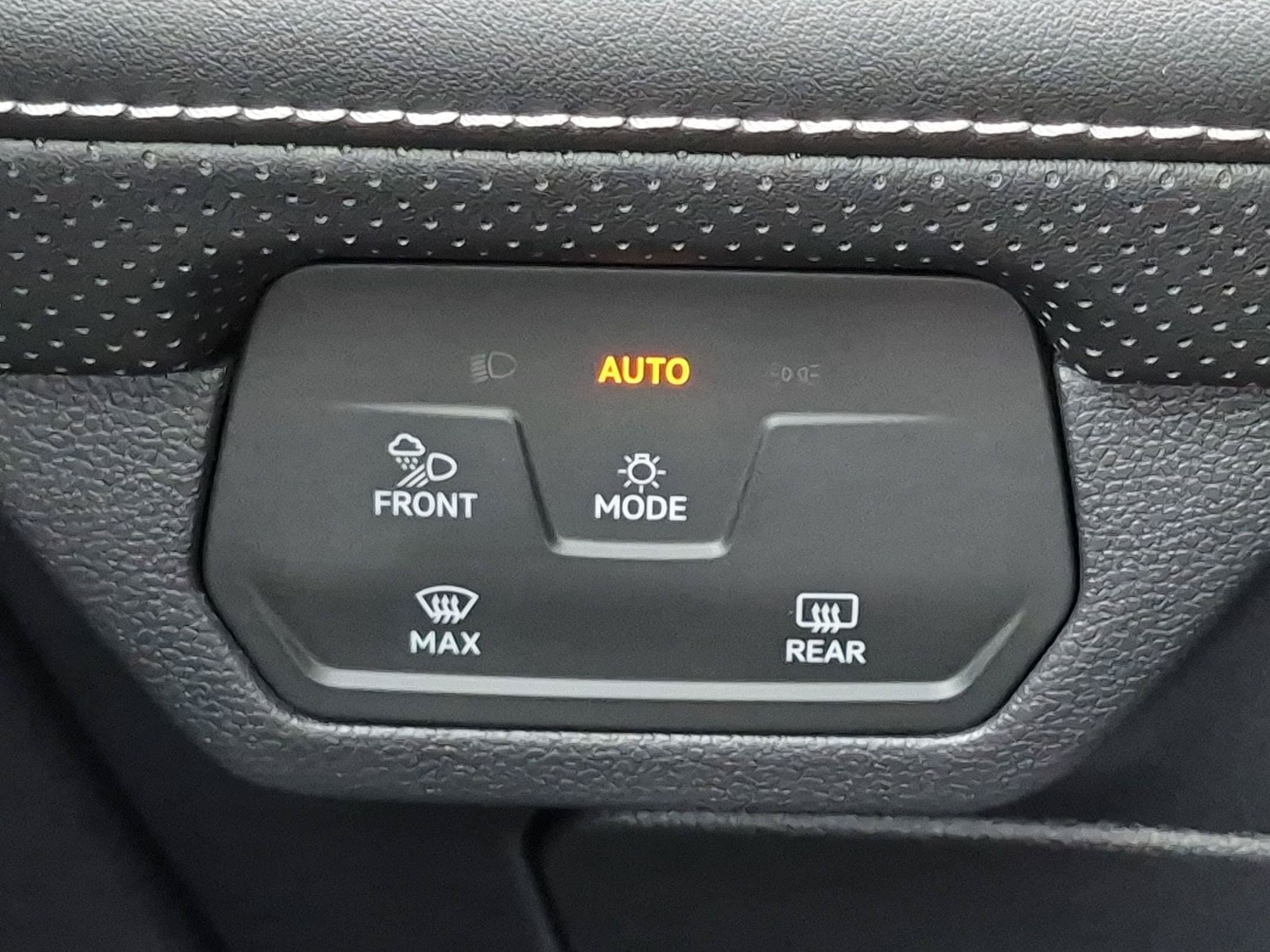 Used 2026 Volkswagen Atlas SE AWD/4WD image 17