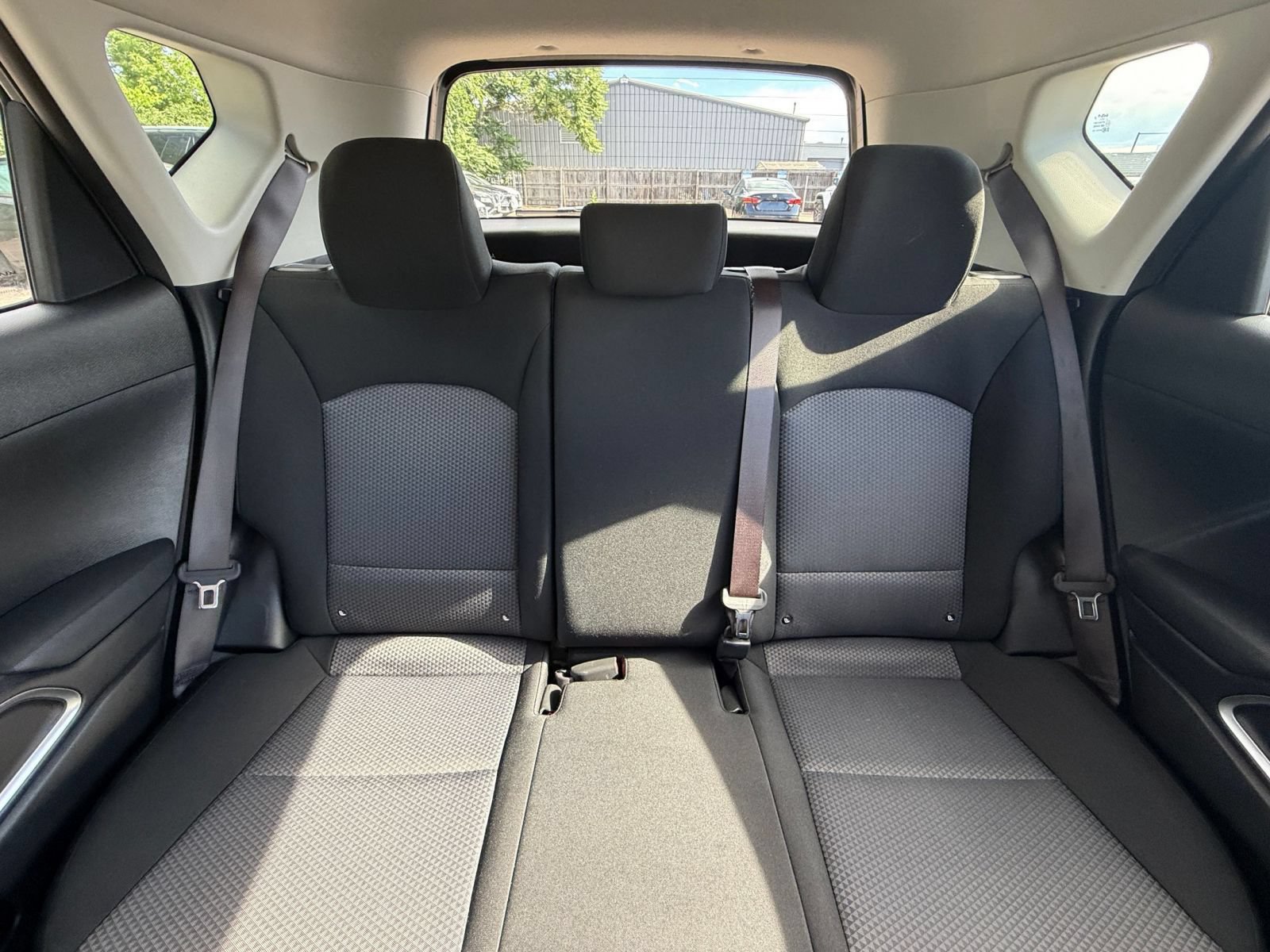 Used 2025 Kia Soul LX w/ LX Technology Package FWD image 36