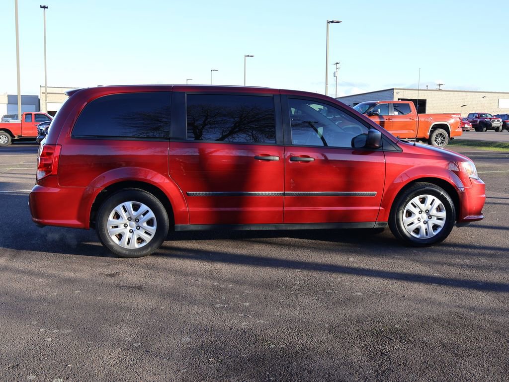 Used 2015 Dodge Grand Caravan American Value Package w/ UConnect Hands-Free Group image 7