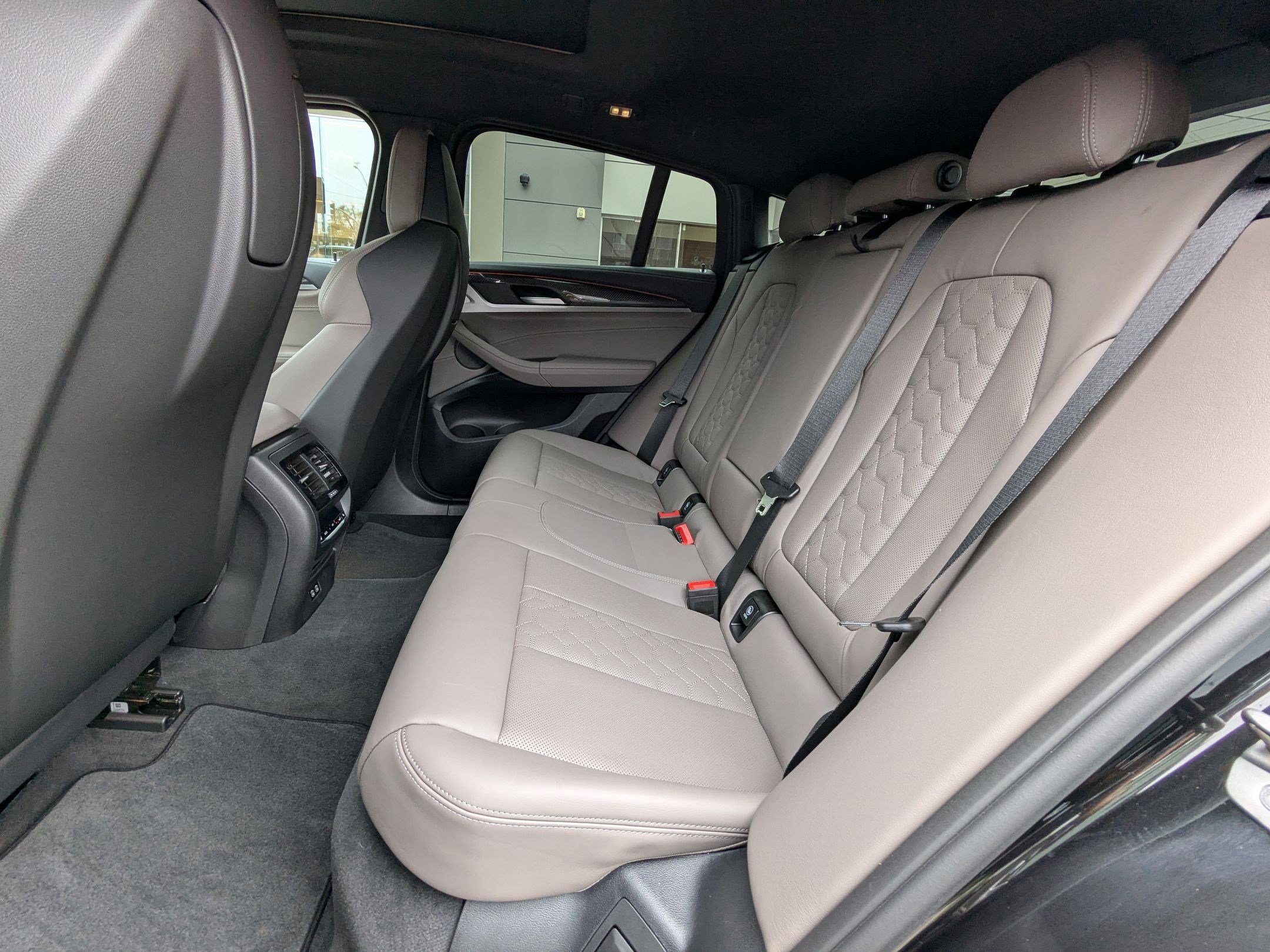 Used 2024 BMW X4 M w/ Executive Package image 12