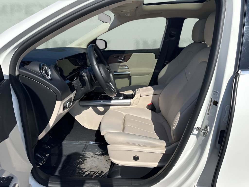 Used 2022 Mercedes-Benz GLA 250 4MATIC image 9