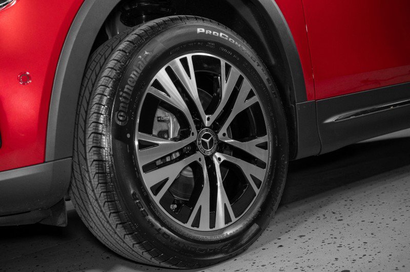 Certified 2026 Mercedes-Benz GLB 250 250 SUV image 9