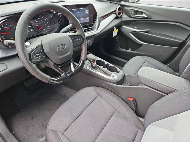 New 2026 Chevrolet Trax RS w/ Driver Confidence Package FWD image 3