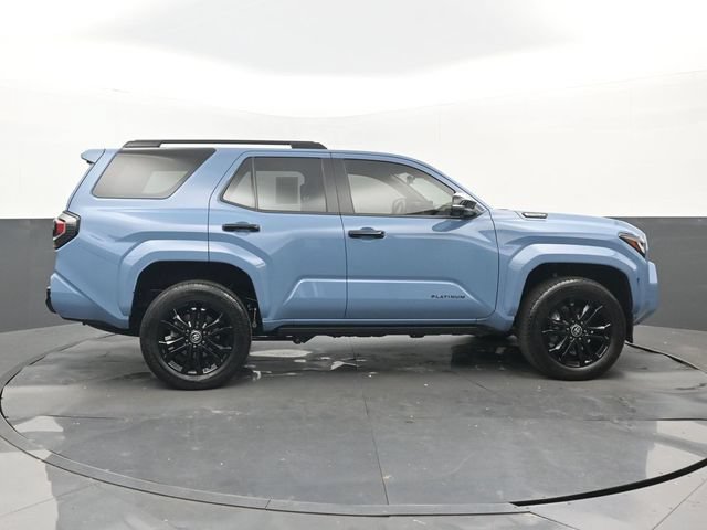 Used 2025 Toyota 4Runner Platinum AWD/4WD image 2