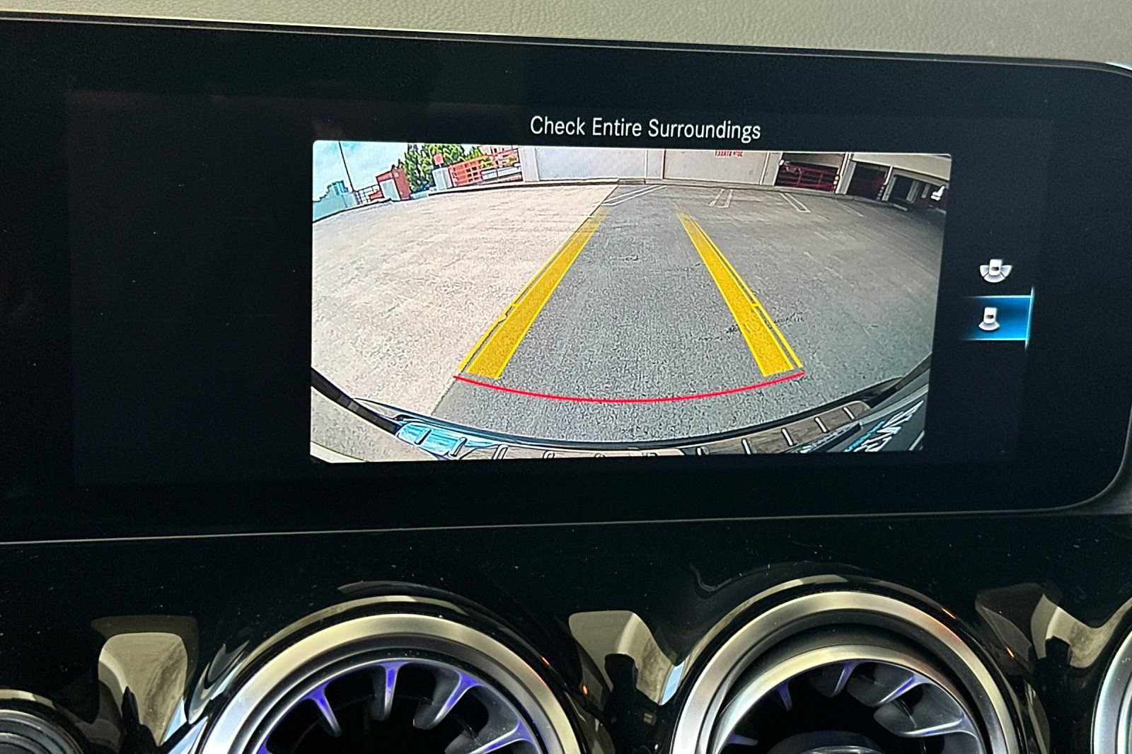 Certified 2023 Mercedes-Benz GLA 250 w/ Premium Package image 25