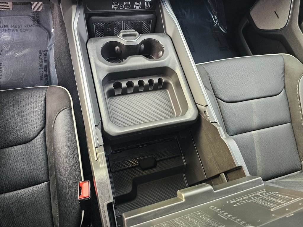 New 2026 RAM 1500 Laramie w/ Night Edition AWD/4WD image 25