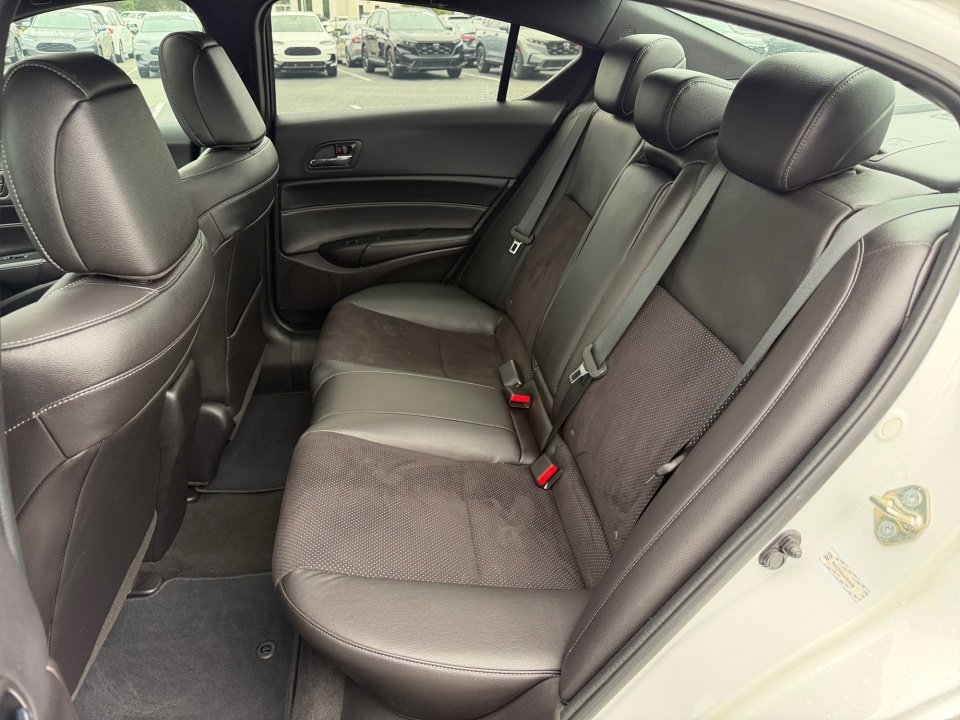 Used 2016 Acura ILX FWD image 32