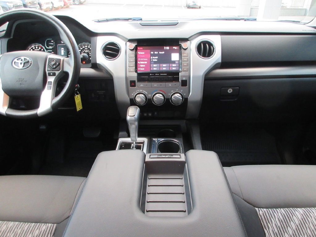 Used 2020 Toyota Tundra SR5 w/ SR5 Upgrade Package RWD image 18