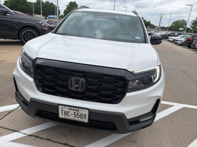 Used 2023 Honda Passport Elite image 2