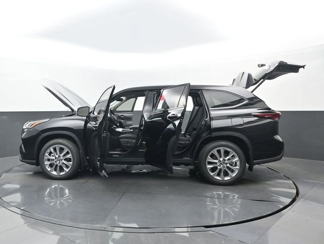 New 2026 Toyota Highlander Limited image 34