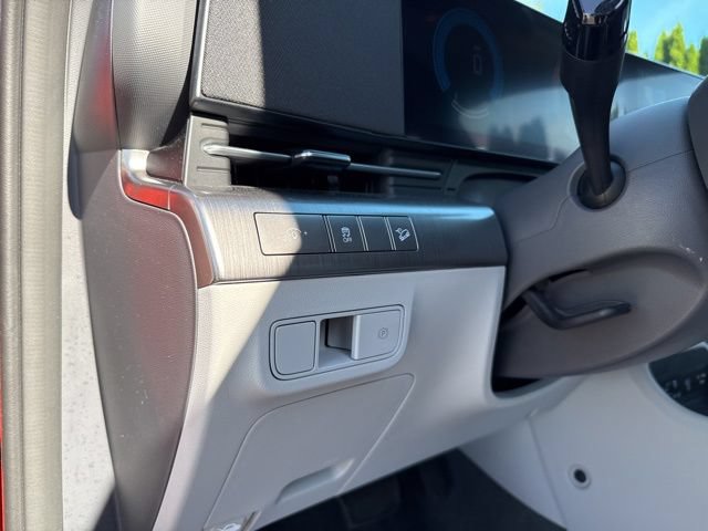 Used 2025 Hyundai Kona SEL AWD/4WD image 26