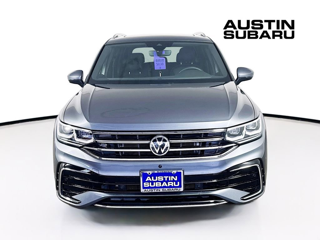 Used 2022 Volkswagen Tiguan SEL R-Line image 2