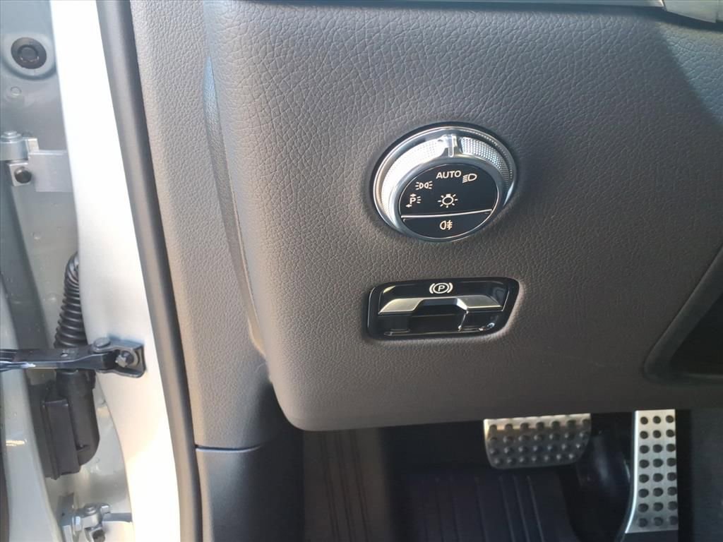 Certified 2026 Mercedes-Benz GLC 300 4MATIC image 17