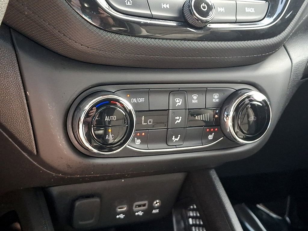 Used 2023 Chevrolet TrailBlazer LT w/ Convenience Package FWD image 15