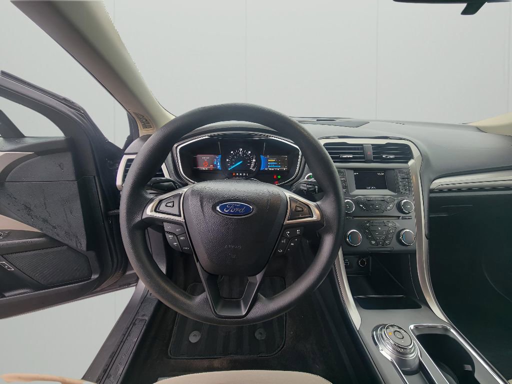 Used 2017 Ford Fusion S image 12