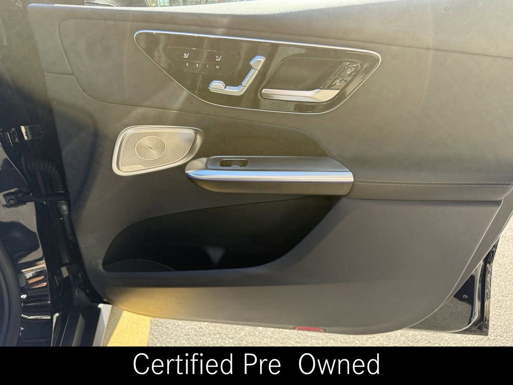 Certified 2025 Mercedes-Benz GLC 300 4MATIC image 31