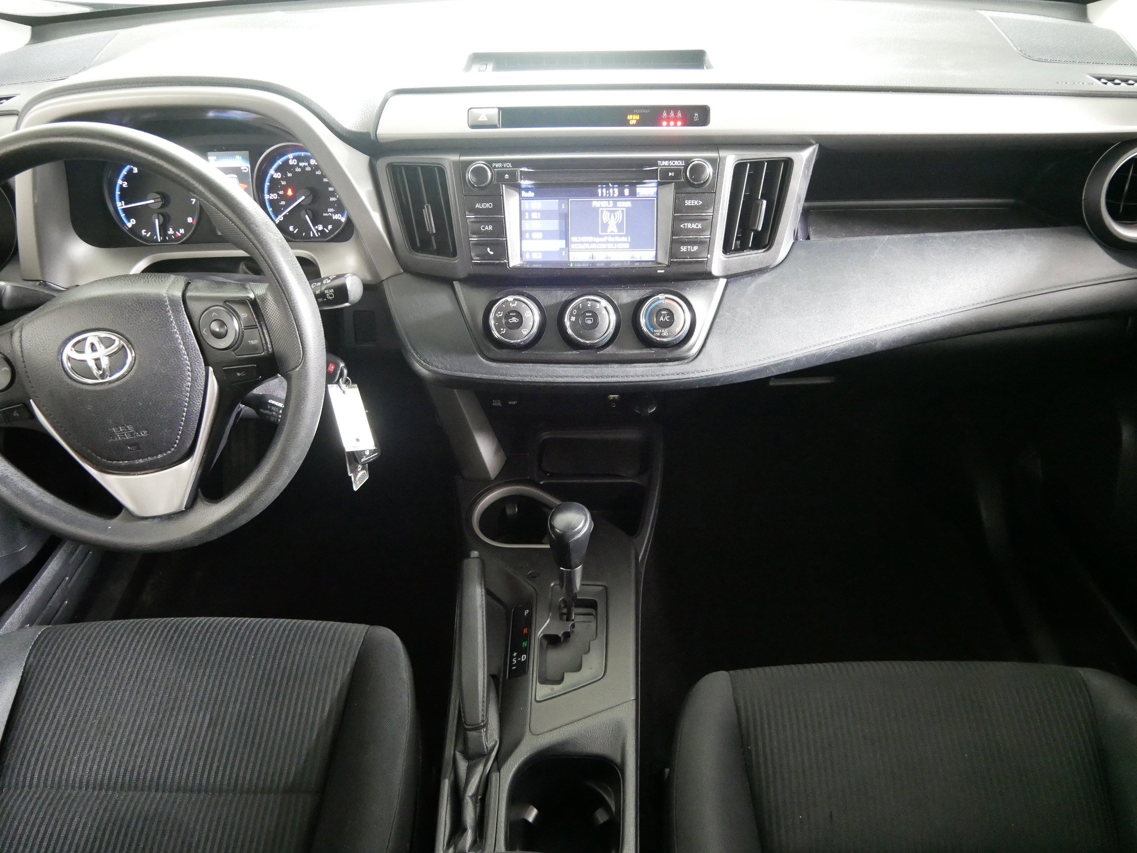 Used 2017 Toyota RAV4 LE w/ All Weather Liner Package AWD/4WD image 10