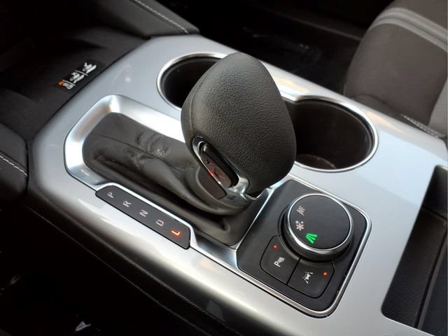 Used 2024 Chevrolet Blazer LT w/ Convenience Package FWD image 23